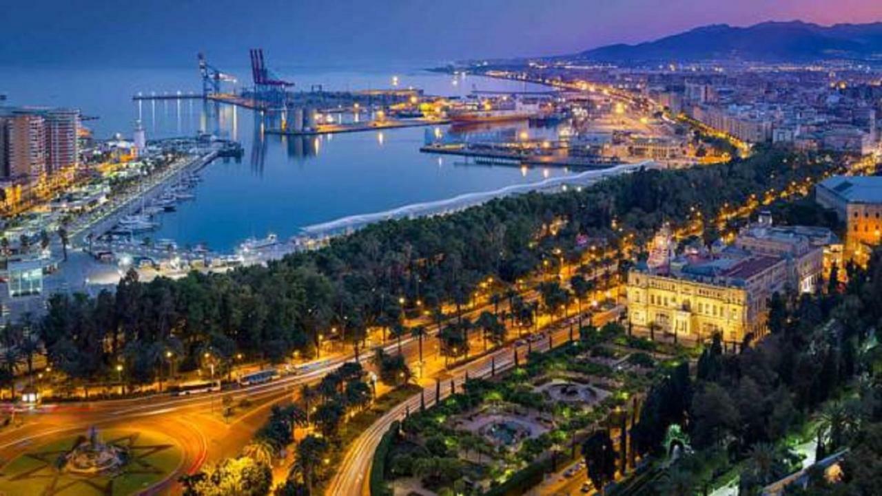 Malaka Apartment Malaga Ngoại thất bức ảnh