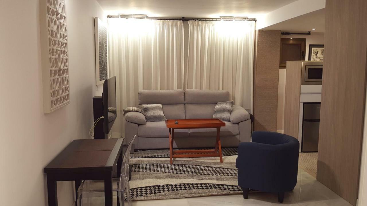 Malaka Apartment Malaga Ngoại thất bức ảnh