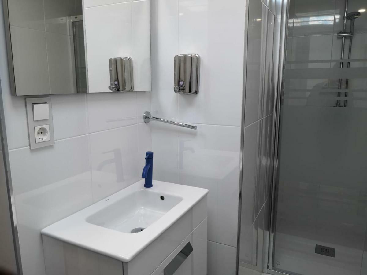 Malaka Apartment Malaga Ngoại thất bức ảnh