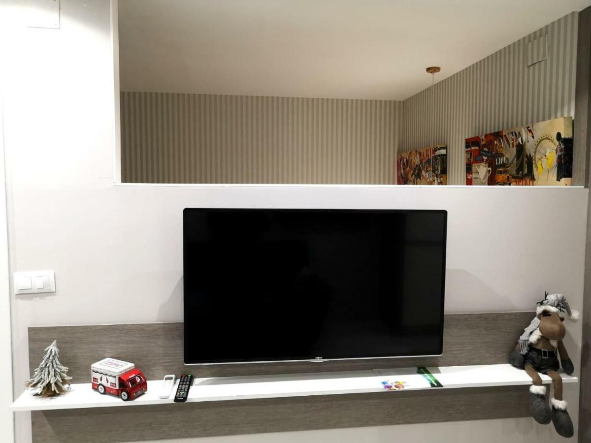 Malaka Apartment Malaga Ngoại thất bức ảnh