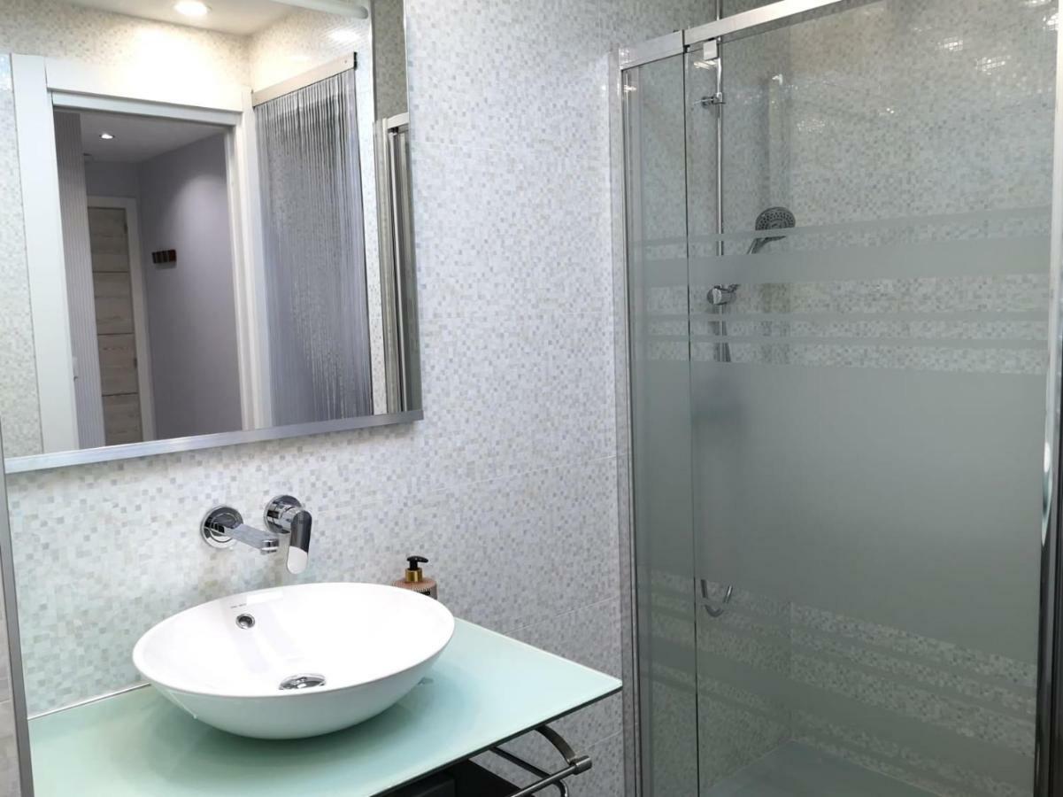 Malaka Apartment Malaga Ngoại thất bức ảnh