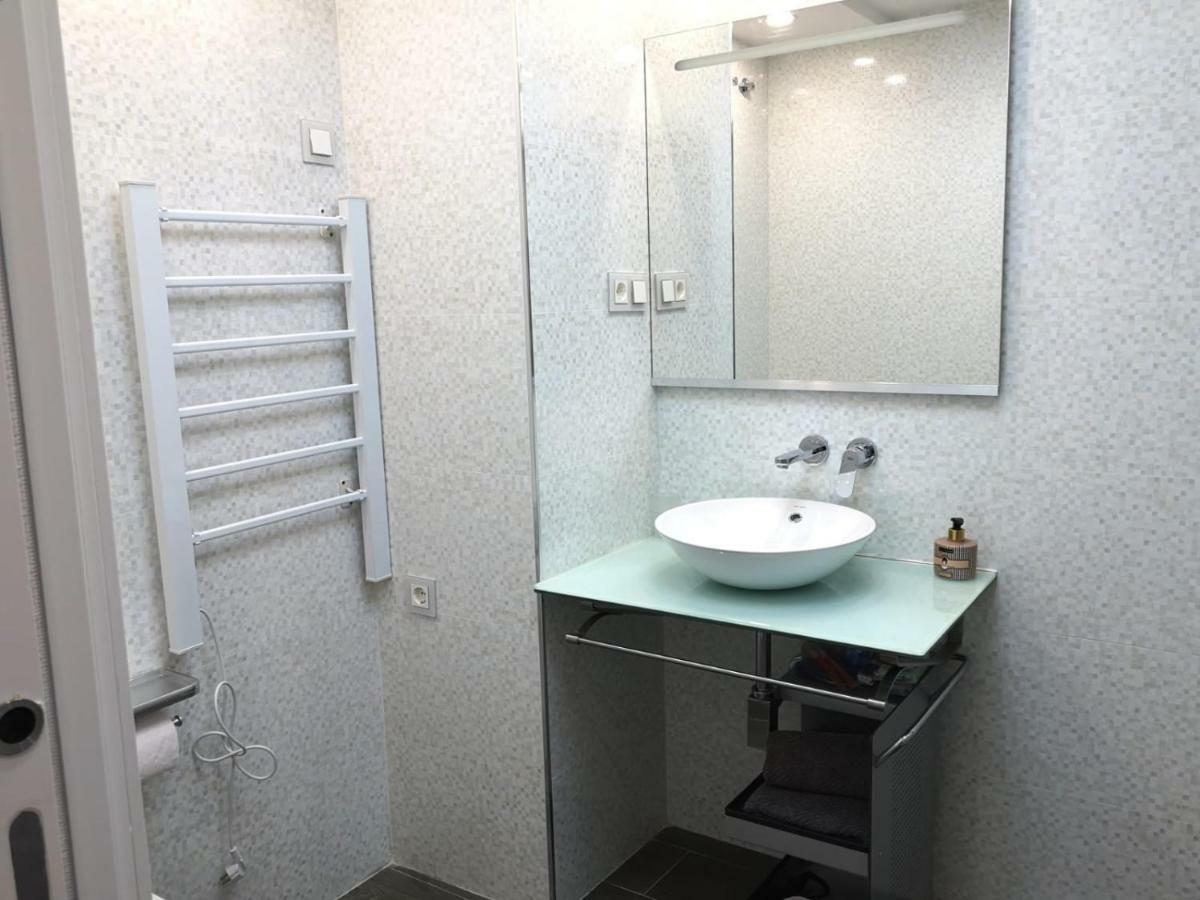 Malaka Apartment Malaga Ngoại thất bức ảnh