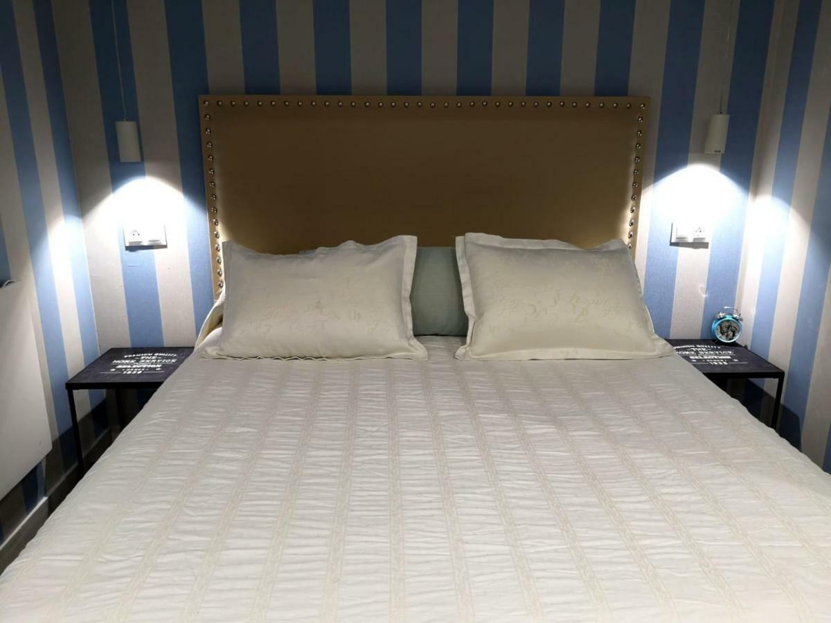 Malaka Apartment Malaga Ngoại thất bức ảnh